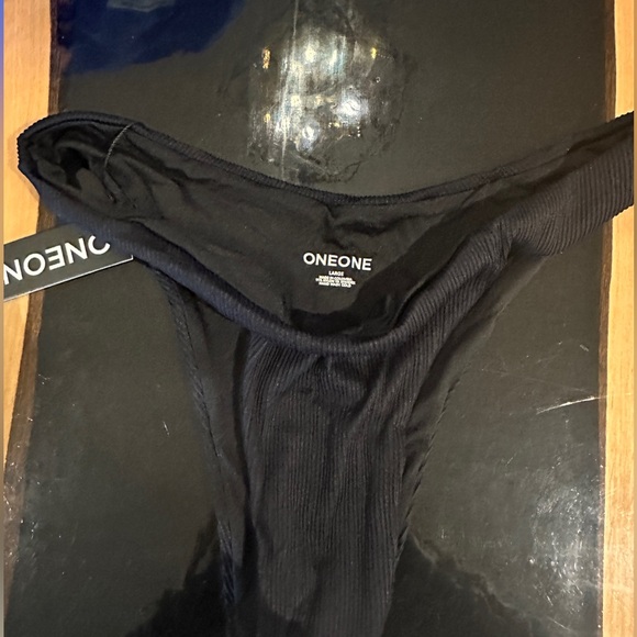 OneOne bikini Bottom Black L - Picture 2 of 2
